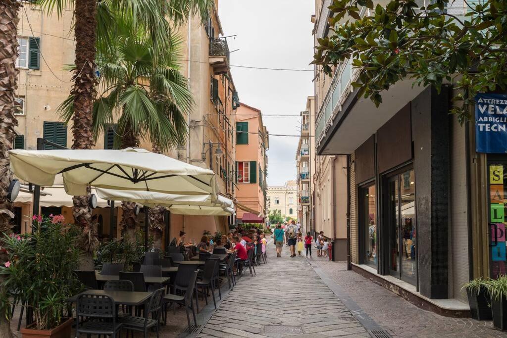 Le Finestre Sul Mare Appartement Albissola Marina Buitenkant foto