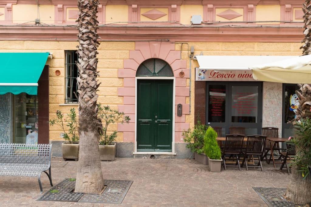 Le Finestre Sul Mare Appartement Albissola Marina Buitenkant foto