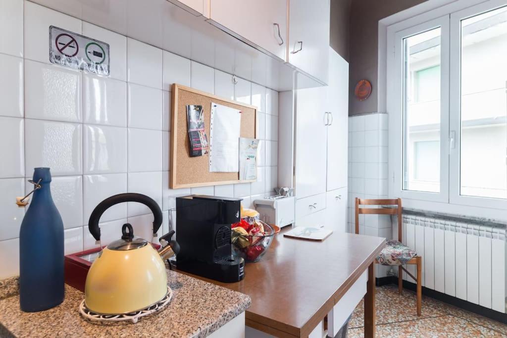 Le Finestre Sul Mare Appartement Albissola Marina Buitenkant foto